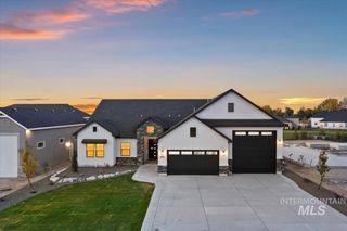 6915 E Chicken Hawk Loop, Nampa, ID 83686