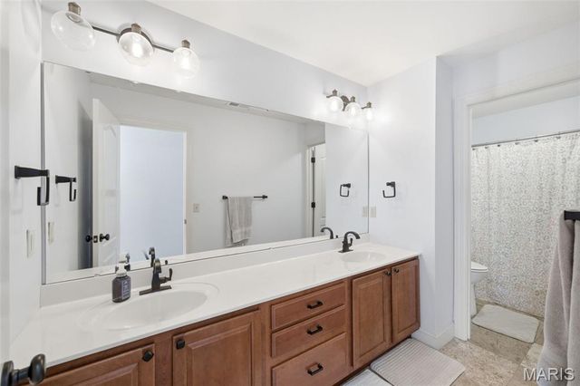 735 Harvest Lane, Olivette, MO 63132
