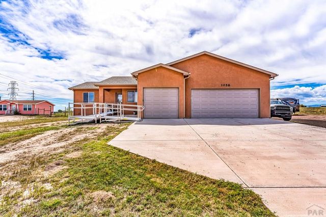 1058 E Ranch Dr, Pueblo West, CO 81007