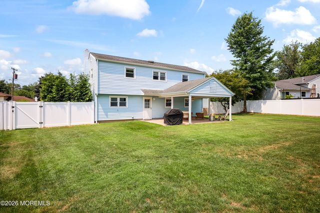 6 Forsgate Drive, Freehold, NJ 07728