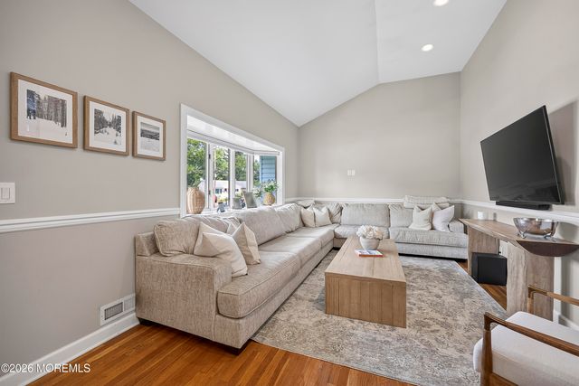 6 Forsgate Drive, Freehold, NJ 07728