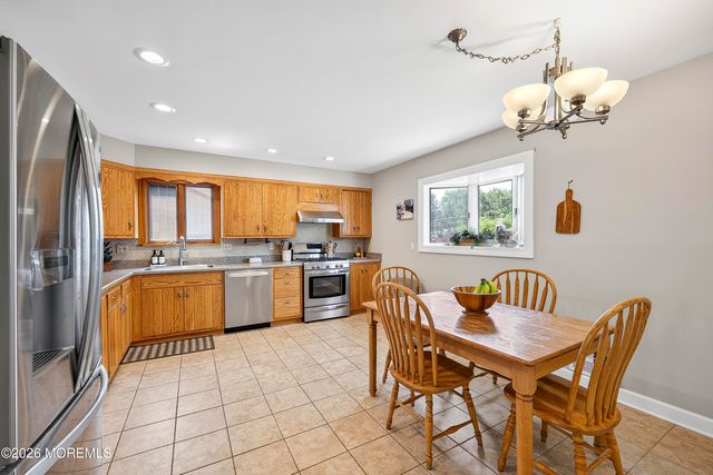 6 Forsgate Drive, Freehold, NJ 07728
