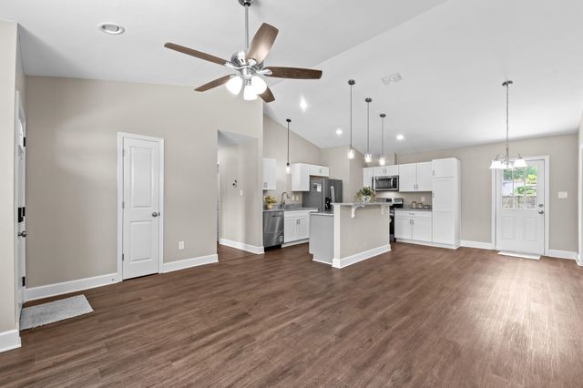 2328 Southampton Drive, Tallahassee, FL 32311