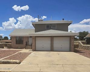 11711 TREY BURTON Drive, El Paso, TX 79936