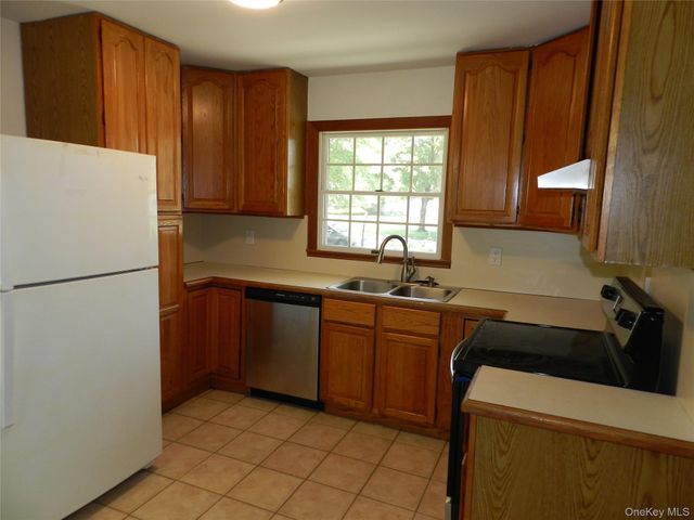 61 Jarvin Road, Port Jefferson Station, NY 11776