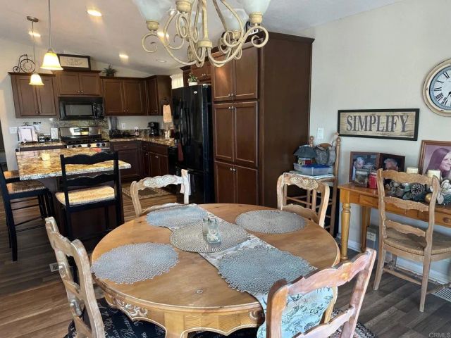 525 W El Norte Pkwy 267, Escondido, CA 92026