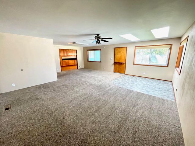 5817 Alva Avenue, Klamath Falls, OR 97603
