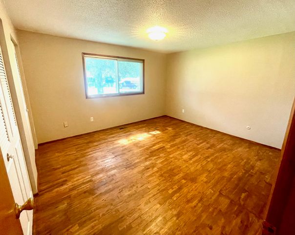 5817 Alva Avenue, Klamath Falls, OR 97603