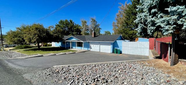 5817 Alva Avenue, Klamath Falls, OR 97603