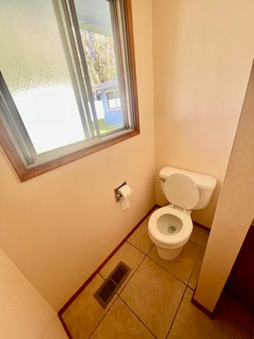 5817 Alva Avenue, Klamath Falls, OR 97603
