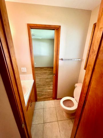 5817 Alva Avenue, Klamath Falls, OR 97603