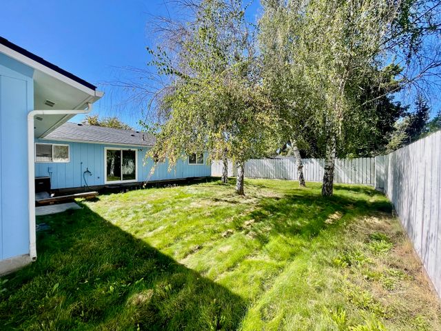 5817 Alva Avenue, Klamath Falls, OR 97603
