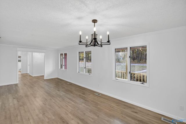 995 Gordon Street, Gadsden, AL 35901