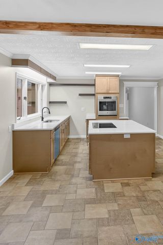 995 Gordon Street, Gadsden, AL 35901