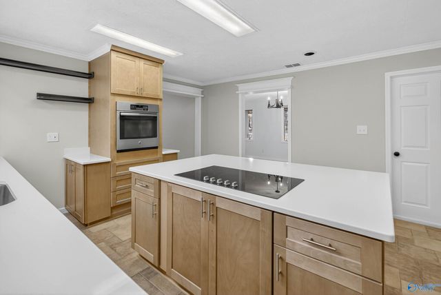 995 Gordon Street, Gadsden, AL 35901