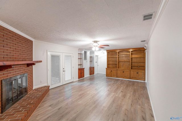 995 Gordon Street, Gadsden, AL 35901