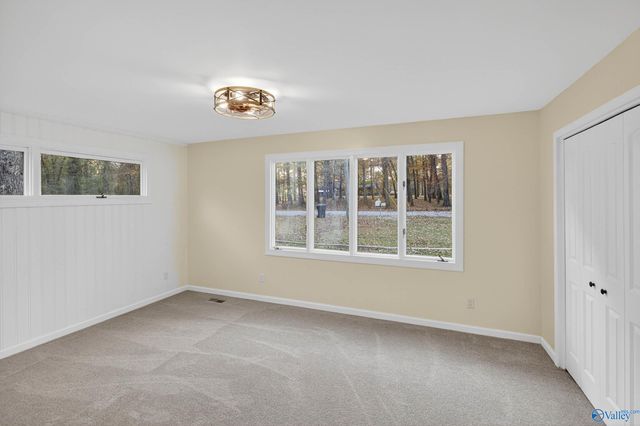 995 Gordon Street, Gadsden, AL 35901