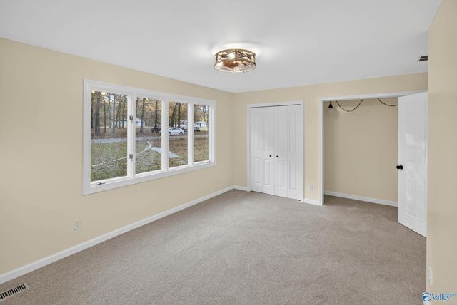 995 Gordon Street, Gadsden, AL 35901