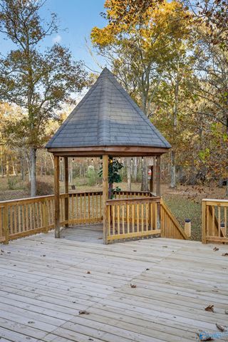 995 Gordon Street, Gadsden, AL 35901