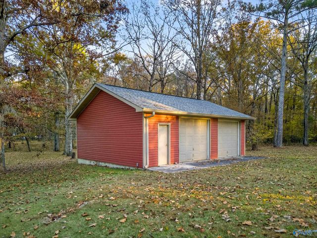 995 Gordon Street, Gadsden, AL 35901