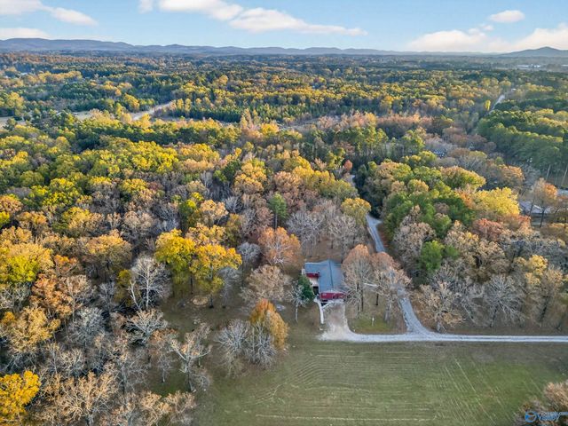 995 Gordon Street, Gadsden, AL 35901