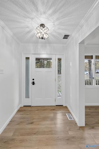 995 Gordon Street, Gadsden, AL 35901