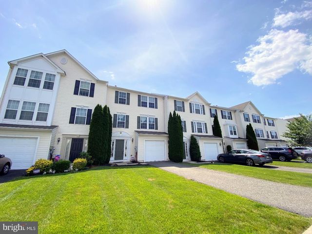 172 S SAVANNA DR, Pottstown, PA 19465