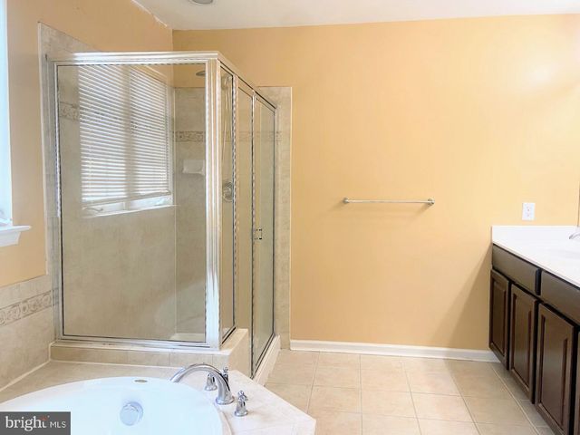 172 S SAVANNA DR, Pottstown, PA 19465