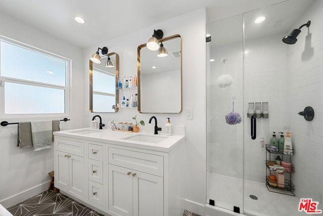 4406 Don Diablo Drive, Los Angeles, CA 90008