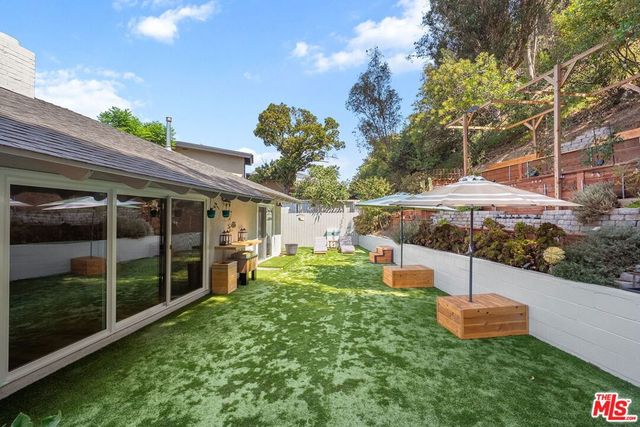 4406 Don Diablo Drive, Los Angeles, CA 90008
