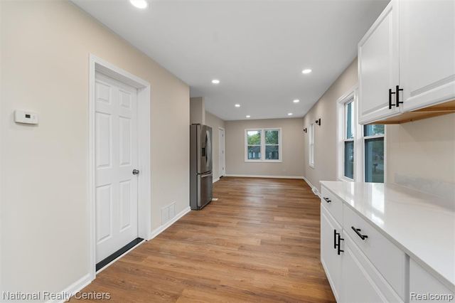 793 Orlando Avenue, Pontiac, MI 48340