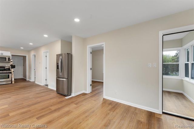 793 Orlando Avenue, Pontiac, MI 48340