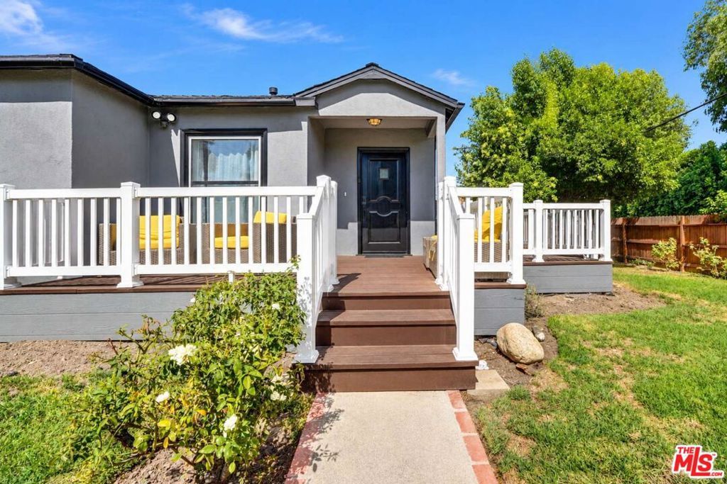 22603 Mariano Street, Woodland Hills, CA 91367 — photo 3