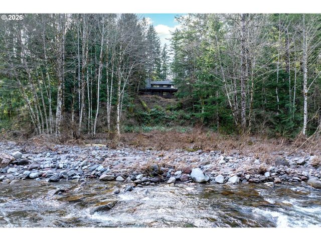 24375 E FAHIE Ln, Welches, OR 97067
