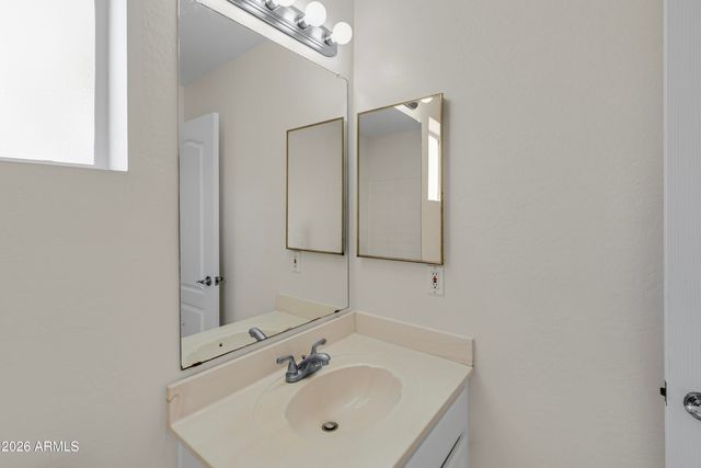 3321 W GARY Drive, Chandler, AZ 85226