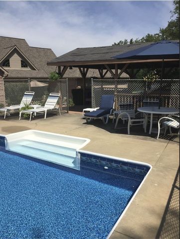 743 Gamble Rd, North Fayette, PA 15071