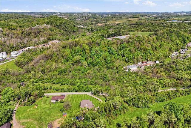 743 Gamble Rd, North Fayette, PA 15071
