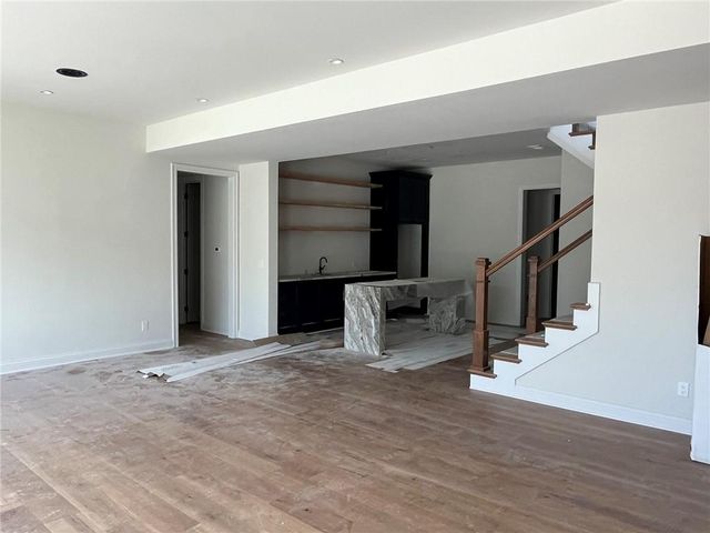 11706 W 181st Terrace, Overland Park, KS 66013