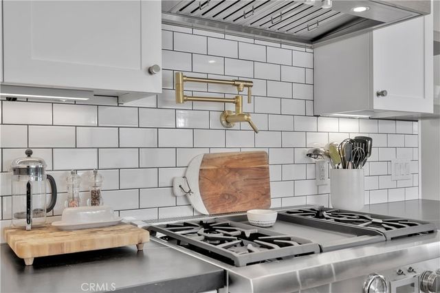 206 Del Mar Avenue, Costa Mesa, CA 92627