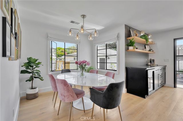 206 Del Mar Avenue, Costa Mesa, CA 92627