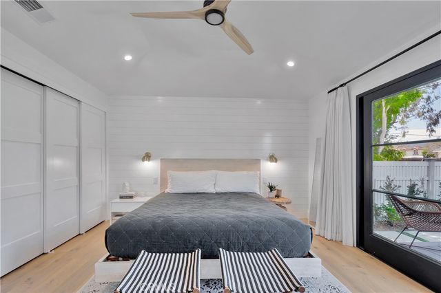 206 Del Mar Avenue, Costa Mesa, CA 92627