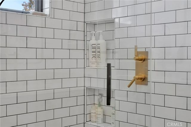 206 Del Mar Avenue, Costa Mesa, CA 92627