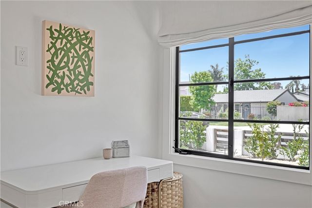 206 Del Mar Avenue, Costa Mesa, CA 92627