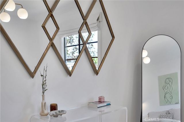 206 Del Mar Avenue, Costa Mesa, CA 92627