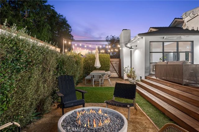 206 Del Mar Avenue, Costa Mesa, CA 92627