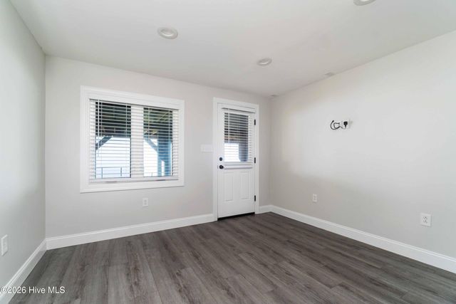 3465 Janiero Road, Arapahoe, NC 28510