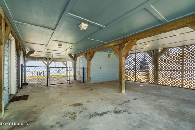 3465 Janiero Road, Arapahoe, NC 28510