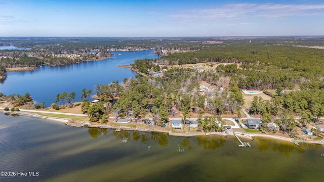 3465 Janiero Road, Arapahoe, NC 28510