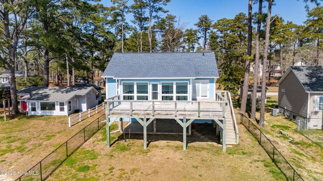 3465 Janiero Road, Arapahoe, NC 28510