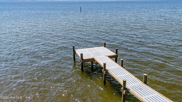 3465 Janiero Road, Arapahoe, NC 28510